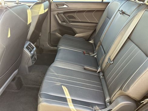 Certified 2024 Volkswagen Tiguan SE R-Line image 14