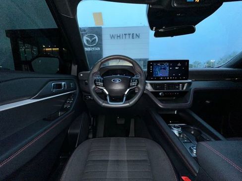 Used 2025 Ford Explorer ST-Line image 15