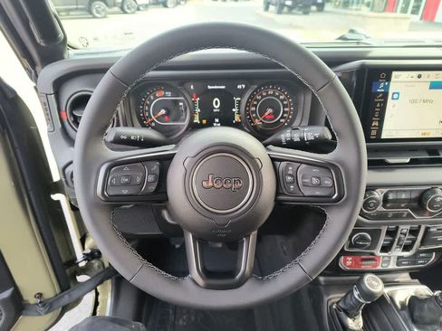 New 2026 Jeep Wrangler Unlimited Rubicon AWD/4WD image 14