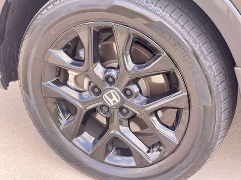 Used 2025 Honda HR-V Sport image 9