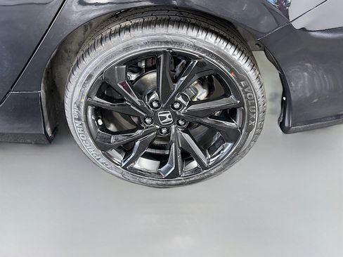 Used 2020 Honda Civic Sport image 37