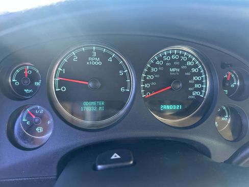 Used 2008 Chevrolet Avalanche LT w/ LT Preferred Equipment Group image 24