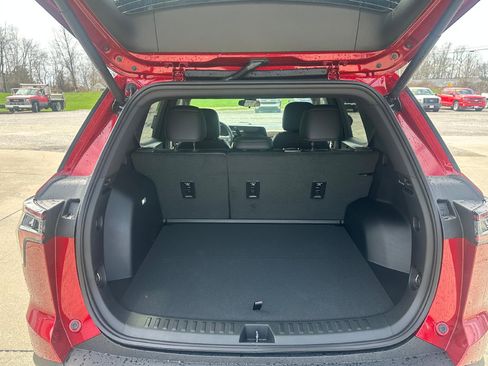 New 2026 Chevrolet Equinox ACTIV w/ Convenience Package III FWD image 9