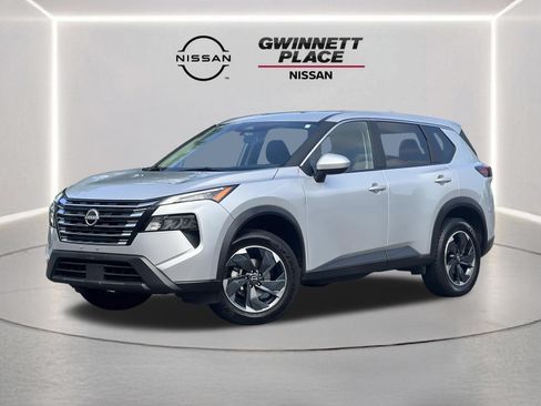 Used 2025 Nissan Rogue SV AWD/4WD image 1