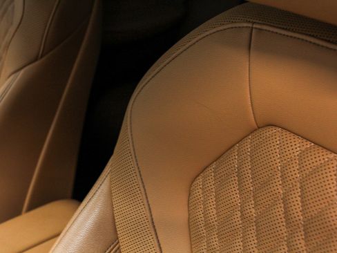 Certified 2023 BMW 530e w/ Premium Package image 25