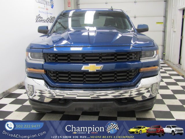 Used 2017 Chevrolet Silverado 1500 LT w/ All Star Edition AWD/4WD image 2