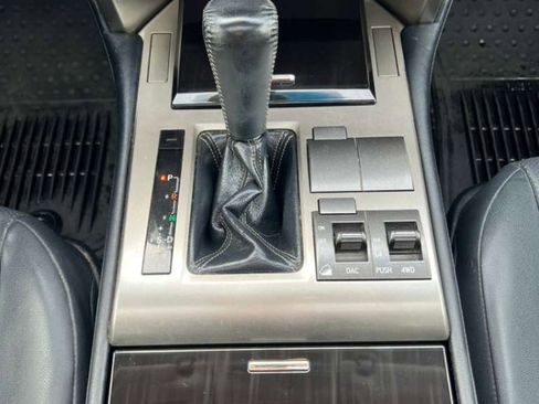 Used 2014 Lexus GX 460 image 23