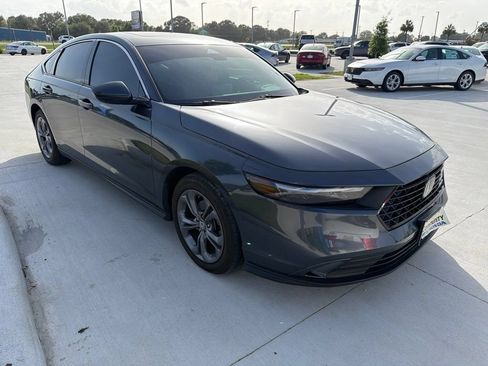 Used 2024 Honda Accord EX image 3
