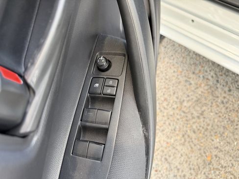 Used 2025 Toyota Corolla LE w/ Carpet Mat Package (TMS) image 12