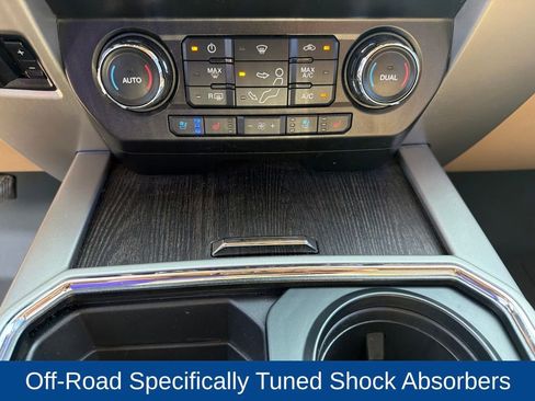 Used 2021 Ford F250 Lariat w/ Lariat Ultimate Package AWD/4WD image 26