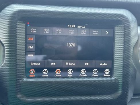 Certified 2022 Jeep Wrangler Sport AWD/4WD image 23