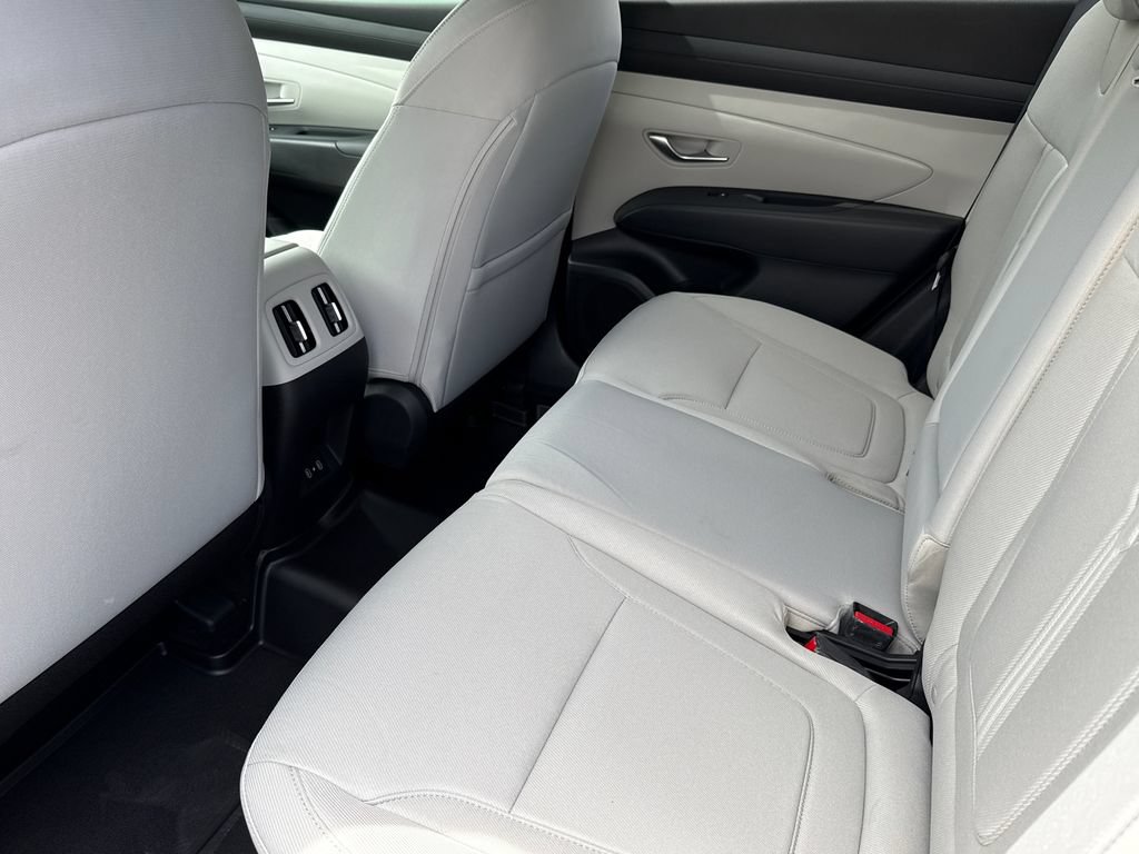 New 2026 Hyundai Tucson SEL FWD image 16
