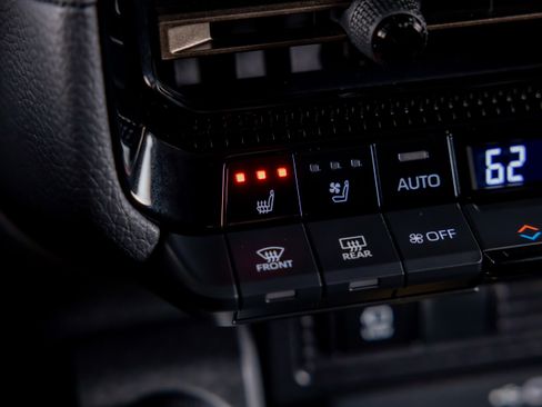 Used 2025 Toyota Land Cruiser w/ Premium Package image 15