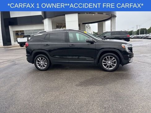 Used 2023 GMC Terrain SLT image 14