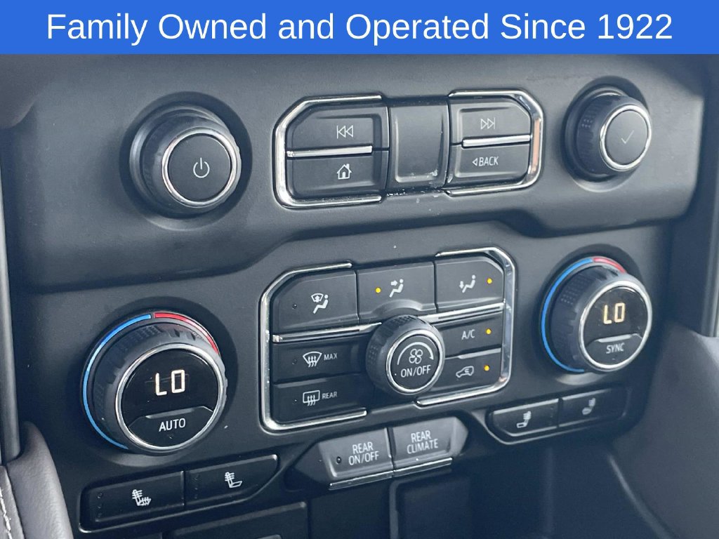Used 2024 Chevrolet Tahoe LT RWD image 19