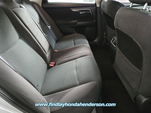 Used 2014 Nissan Altima 2.5 SV w/ Convenience Package image 21