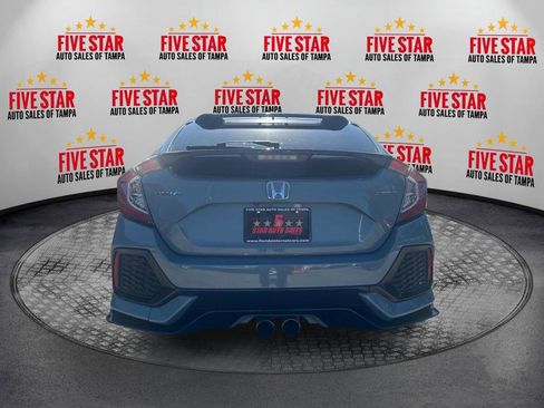 Used 2017 Honda Civic Sport image 6