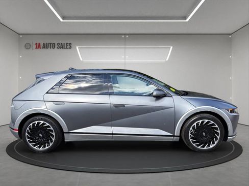 Used 2022 Hyundai Ioniq 5 Limited w/ Cargo Package image 6