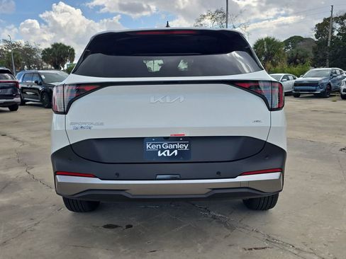 New 2026 Kia Sportage EX AWD/4WD image 7