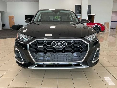 Used 2023 Audi Q5 2.0T Premium Plus w/ Premium Plus Package AWD/4WD image 2