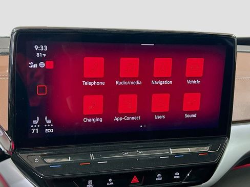 Used 2022 Volkswagen ID.4 Pro S w/ Gradient Package AWD/4WD image 12