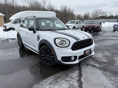 Used 2018 MINI Cooper Countryman S image 3