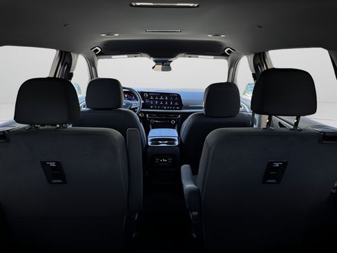 Used 2025 Chevrolet Traverse LT AWD/4WD image 12