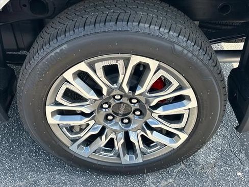New 2026 GMC Sierra 1500 Denali Ultimate AWD/4WD image 17