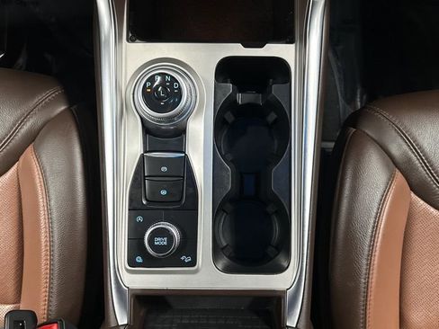 Used 2023 Ford Explorer King Ranch w/ Technology Package AWD/4WD image 28