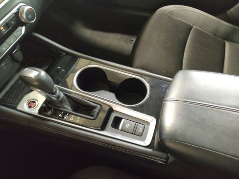 Used 2023 Nissan Altima 2.5 SV w/ SV Premium Package FWD image 26