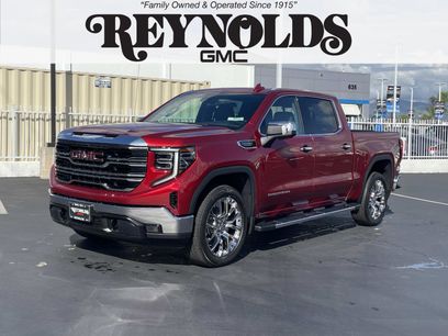 New 2026 GMC Sierra 1500 SLT w/ SLT Premium Package
