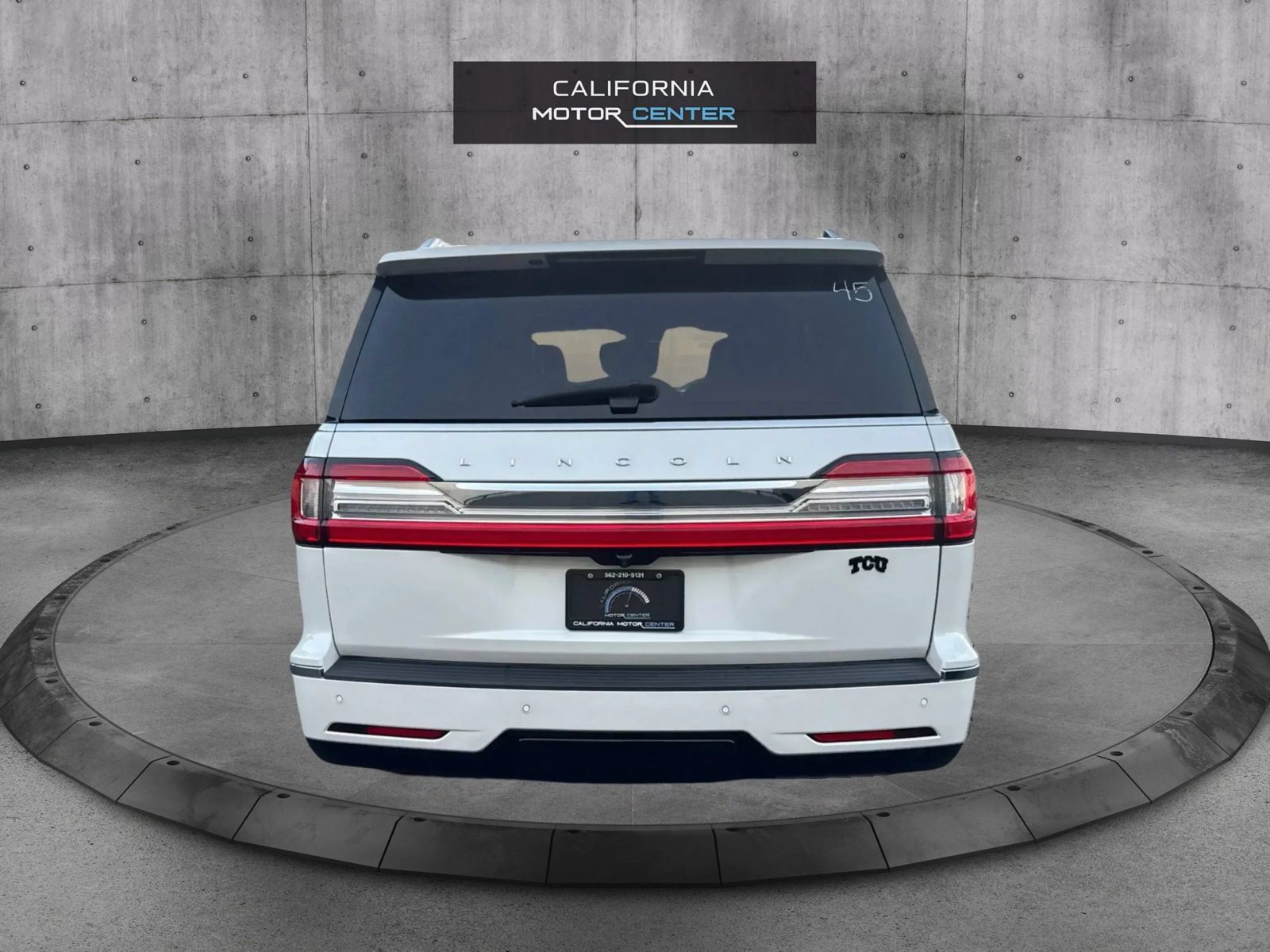 Used 2021 Lincoln Navigator Reserve AWD/4WD image 6