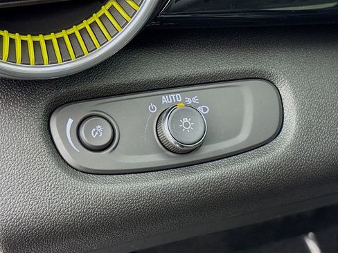 New 2026 Chevrolet Trax ACTIV w/ Sunroof Package image 10