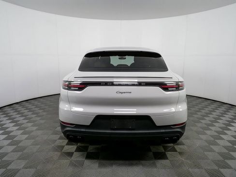 Certified 2023 Porsche Cayenne Platinum Edition AWD/4WD image 31