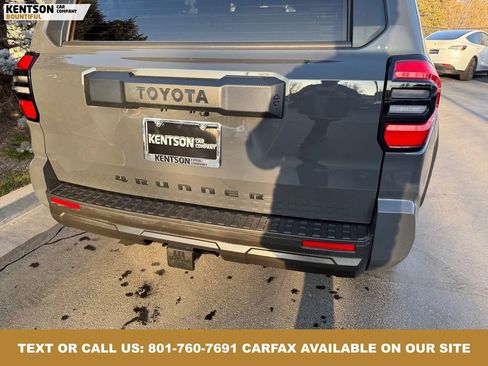 Used 2025 Toyota 4Runner SR5 image 36