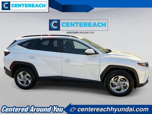 Used 2023 Hyundai Tucson SEL AWD/4WD image 3
