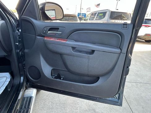 Used 2010 GMC Sierra 2500 SLT w/ SLT Convenience Package AWD/4WD image 16