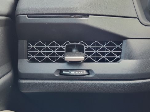 Used 2024 Honda Accord EX image 17