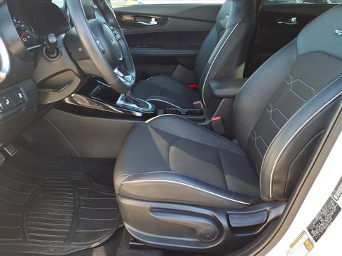 Used 2024 Kia Forte GT-Line w/ GT-Line Premium Package image 22