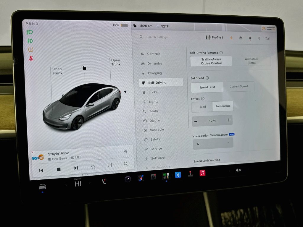 Used 2018 Tesla Model 3 Mid Range RWD image 22