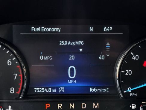 Used 2020 Ford Explorer XLT w/ Equipment Group 202A AWD/4WD image 30