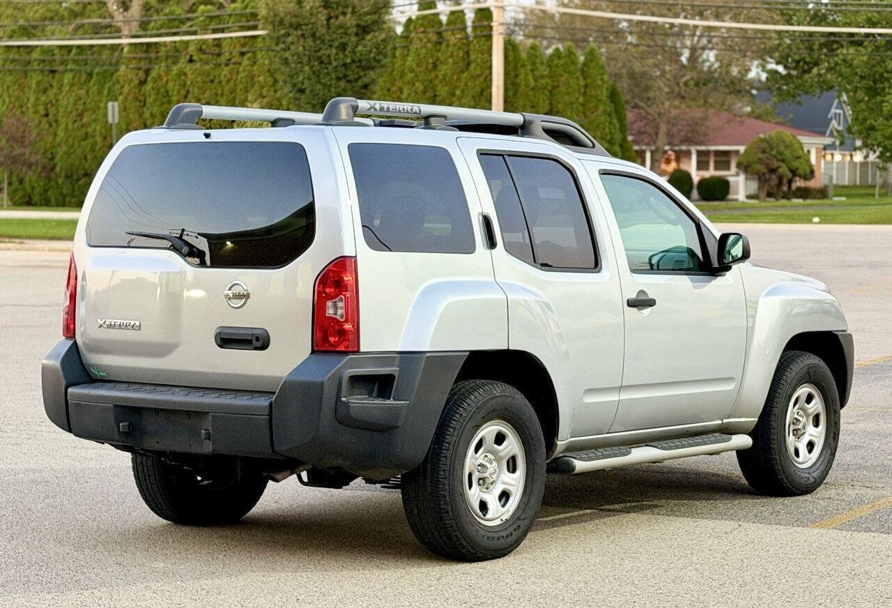 Used 2012 Nissan Xterra X AWD/4WD image 5
