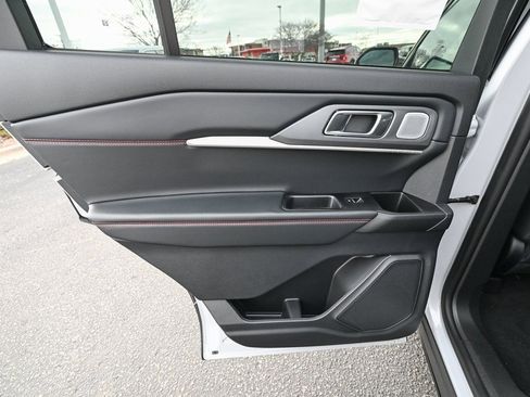 New 2026 Ford Explorer ST w/ Sun And Sound Package image 22