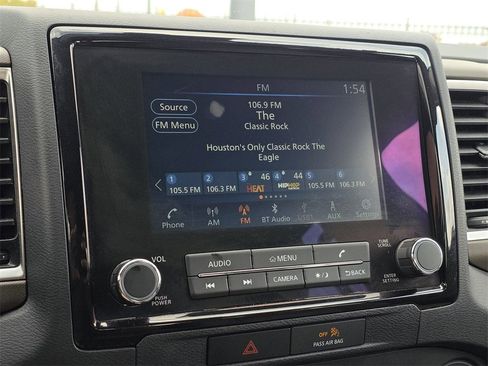 Used 2022 Nissan Frontier SV image 19