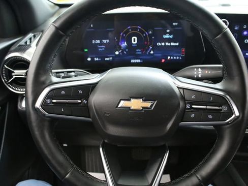 Certified 2025 Chevrolet Equinox LT AWD/4WD image 13