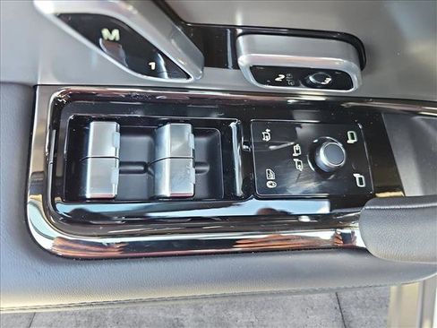 New 2025 Land Rover Range Rover Sport Dynamic SE image 30