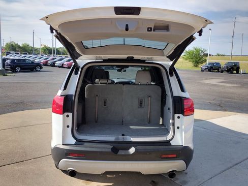 Used 2017 GMC Acadia SLE w/ Driver Alert Package I FWD image 15