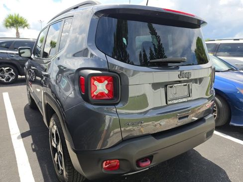 Used 2022 Jeep Renegade Trailhawk AWD/4WD image 14