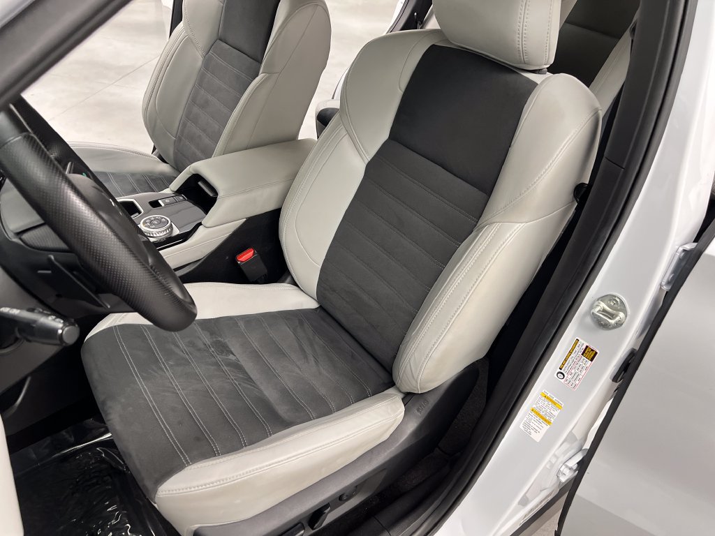 Used 2025 Mitsubishi Outlander SE AWD/4WD image 11