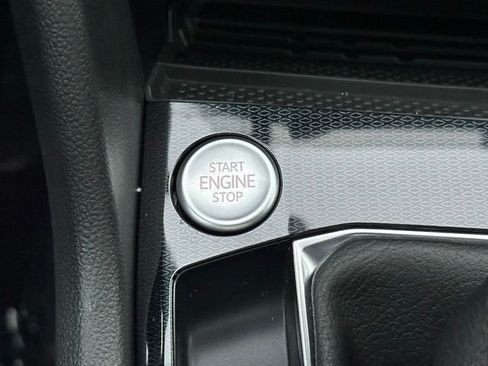 New 2026 Volkswagen Taos SE AWD/4WD image 34